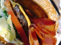 BBQ培根牛肉特堡-The Habit Burger Grill 哈比特汉堡(复兴soho店)