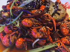 -红盔侠小龙虾(海宁银泰店)