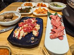 -青瓦餐厅·生鱼片·韩园烤肉(西塔店)