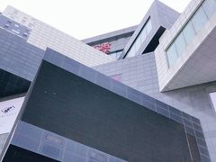 -资和信百货商场