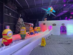 -圣名游乐城冰雪大世界