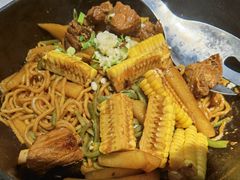 精选肋排焖面-金豆角砂锅焖面(安贞店)