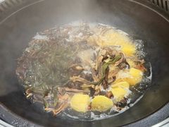 -咱屯子铁锅炖直营店(南湖大路店)