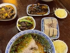 -同得兴 Since·1995 传统苏式面馆(嘉馀坊店)