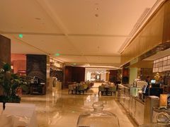 -上海虹桥祥源希尔顿酒店