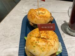 -必胜客(上海新南方商城PH店)