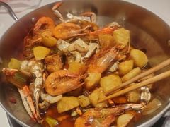 -七欣天香辣蟹火锅(闵行浦江欢乐颂店)