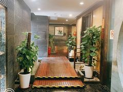 -功德林(南京西路店)