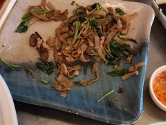 -潮界(LU·ONE凯德晶萃广场店)