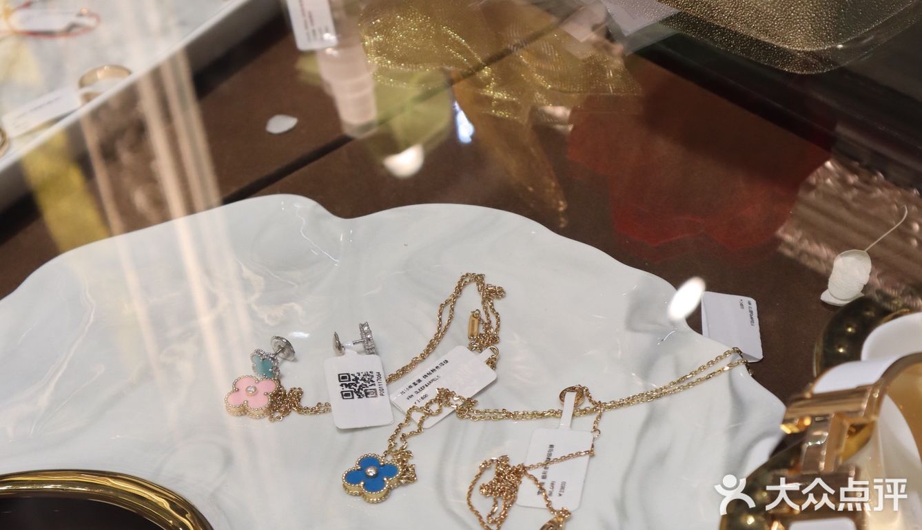 魔都网红店|小花中古