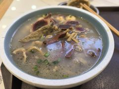 -老新隆牛肉锅贴(新街口店)