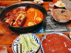 -袁山山重庆火锅(丈八北路店)