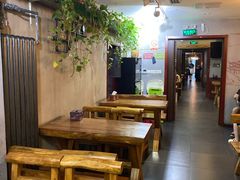 大堂-万记麻辣烫国展总店