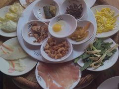 -桥香园云南过桥米线(金马碧鸡店)