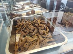 -老鼎万春卤菜(五代传承创始老店)