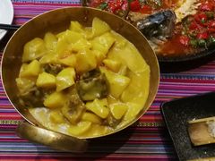 -香巴拉云南餐厅(华莱坞店)