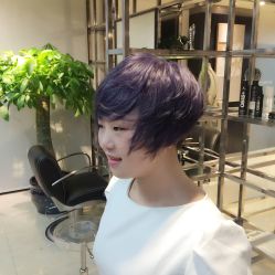 -苑苑发型设计