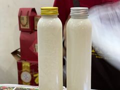 新鲜生水牛奶-周大娘牛乳(旧寨古村总店)