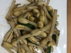 -塔哈尔·新疆盛宴(城西银泰店)