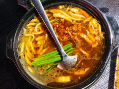 小锅米线-艳域云国特色料理馆(马当路店)