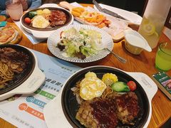 -绿茵阁西餐厅(中央广场店)