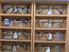 -三叶眼镜城(凯迪金融大厦店)