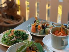 软壳蟹牛油果纸米卷-CHINCHIN 青青·泰国料理(万象食家店)