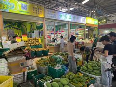 -曼阁市场水果批发市场
