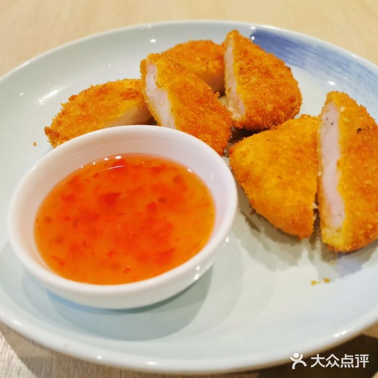 在大众点评买了39块钱券还送了水果卷。性价比很高
