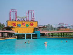 -北纬44度·金珠花海休闲农业旅游景区