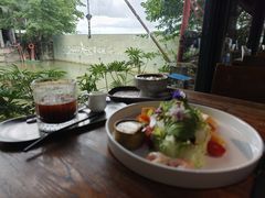 -喜洲吧·江畔老船厂·庭院餐厅(喜临院店)