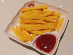 脆脆长薯条-东方豪客牛排意面披萨(玉函银座店)