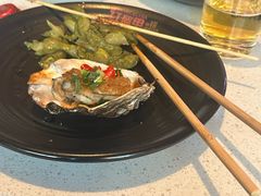 -红盔侠小龙虾(海宁银泰店)