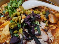 -丽丽三鲜螺蛳粉(田林路店)