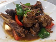 红烧老鹅-鼎鲜·蟹农渔水·阳澄湖大闸蟹·农家乐(美人腿店)