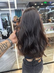 -奈川烫染Salon