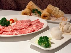 -洋房火锅(上海新天地南北里店)