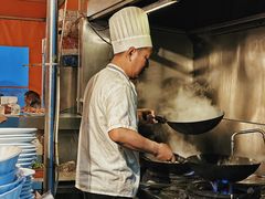-沈家门海鲜夜排档(东港店)