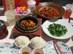 -千百味红餐厅·非遗江西菜(绿地双子塔总店)