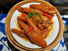 吮指鸡爪-绿茶餐厅(光谷世界城步行街店)