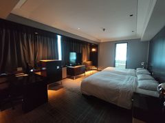 -上海龙之梦万丽酒店