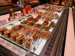 -巴黎贝甜(大宁国际商业广场店)