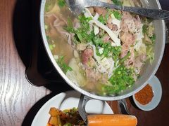 -全牛匠·乐山跷脚牛肉(西单华威约饭街店)