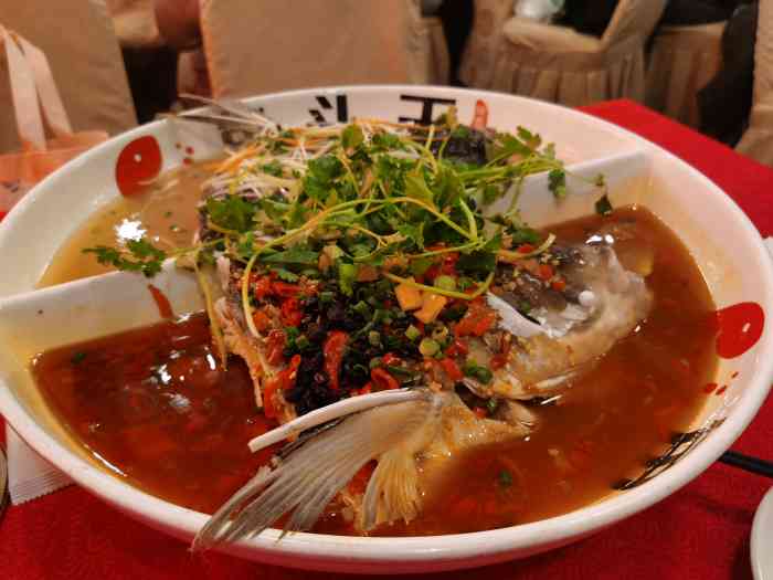 千岛鱼头王(金山店)-"金山鱼头王店是第一次来,记的好几年前在省.