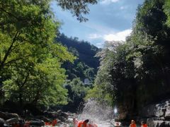 -雅鲁激流探险漂流