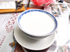 -周大娘牛乳(旧寨古村总店)