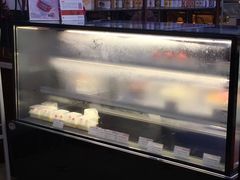 -红宝石·鲜奶小方·海派西点房(南丹店)
