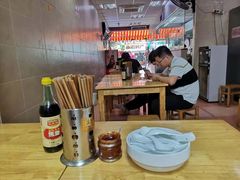-朝阳路拉面店