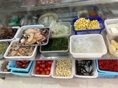 -哈尼梯田美食土菜馆