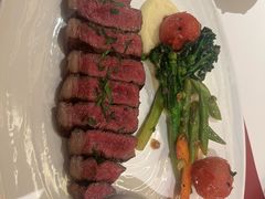 -普朗姆生蚝牛排馆 The Plump Oyster(成都摩方购物中心店)